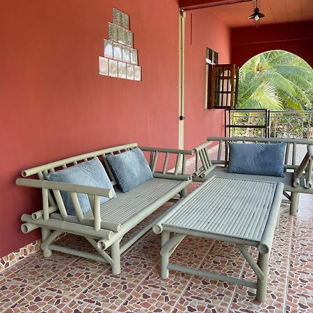 Mythai Guesthouse Chaloklum Eksteriør bilde
